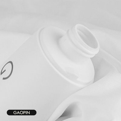 디스크 캡 250 밀리람베르트 하얀 검은 얼어붙은 매트 표면과 HDPE 플라스틱 비어 있는 샴푸 스퀴즈 보틀